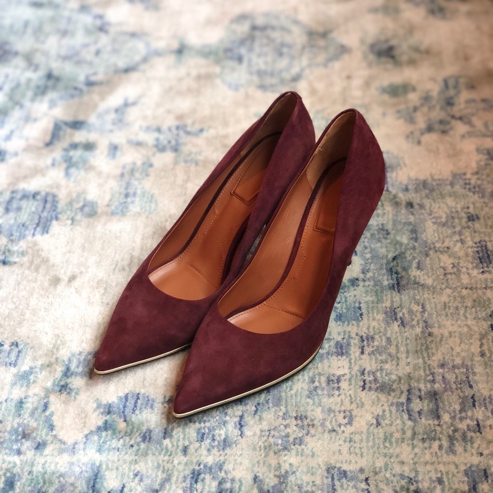Givenchy burgundy suede pumps size 38